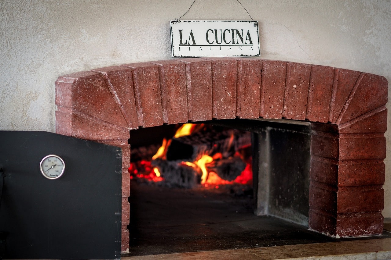 High-Quality Pizza Ovens and Grills Available in Reading, MA Premium Pizza Ovens and Grills in Reading, Massachusetts